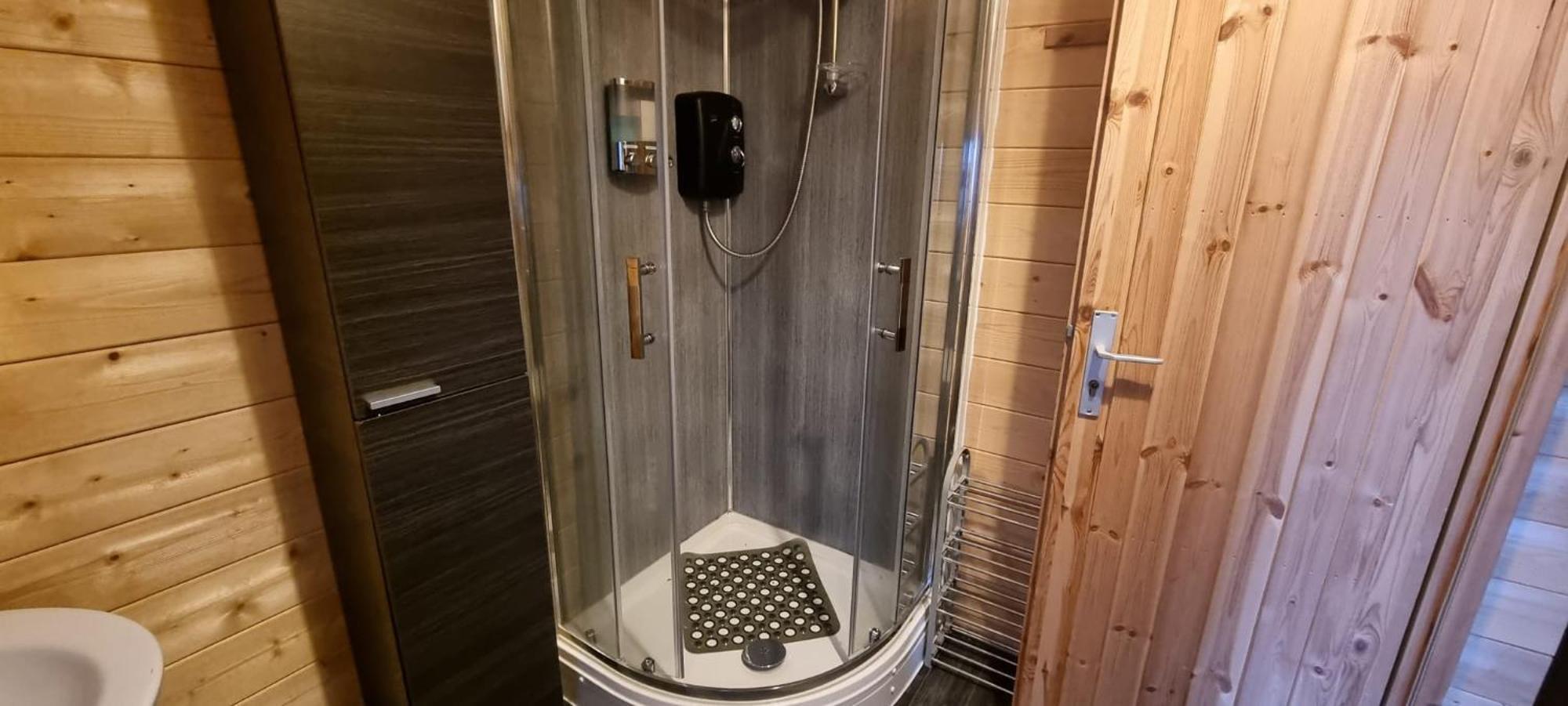 Holiday home New 2 Bed Near On The Shore Front *
